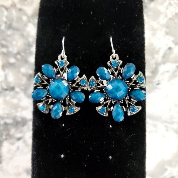 Silver-tone and Turquoise Medallion Dangle Earings - Picture 1 of 1